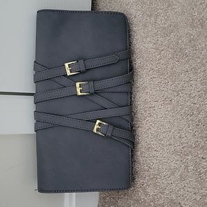 BCBGeneration clutch
